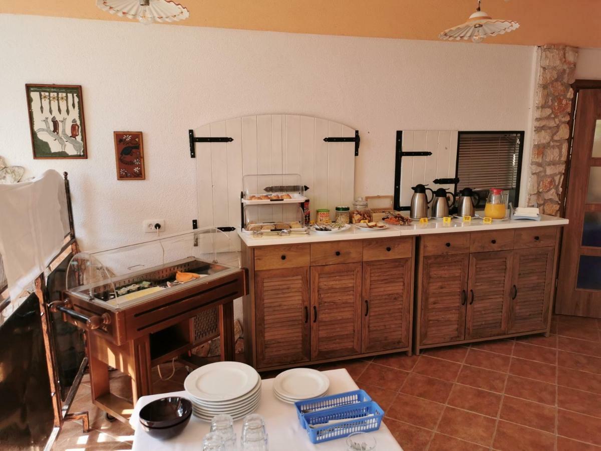 Rooms And Apartment Feral Rovinj Exterior photo